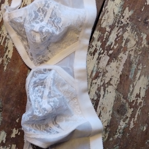 cross your heart 38d white bra - Picture 2 of 7